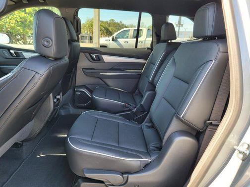 2025 Buick Enclave Preferred FWD