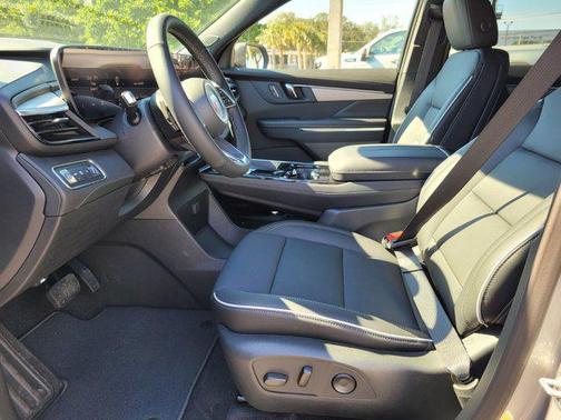 2025 Buick Enclave Preferred FWD