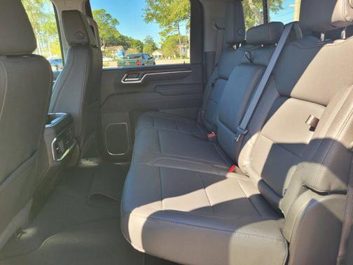 2026 GMC Sierra 2500 SLT