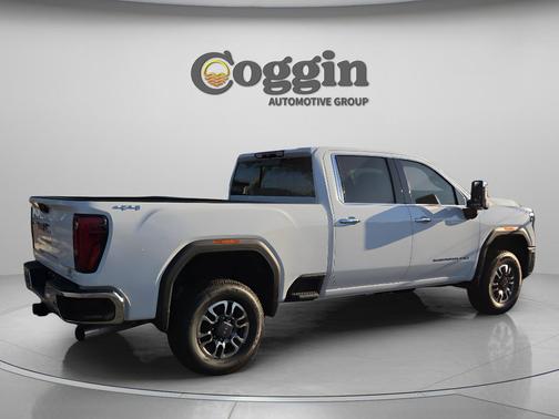 Summit White 2026 GMC Sierra 2500 SLT