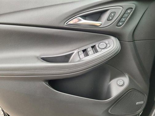 2025 Buick Encore GX Avenir