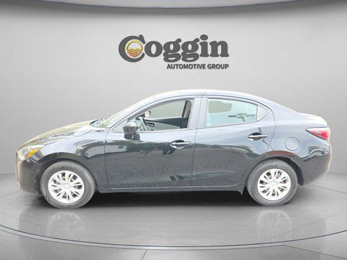 2020 Toyota Yaris Sedan L