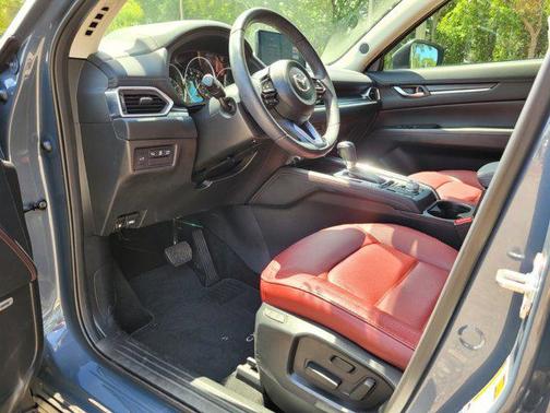 2024 Mazda CX-5 Carbon Edition