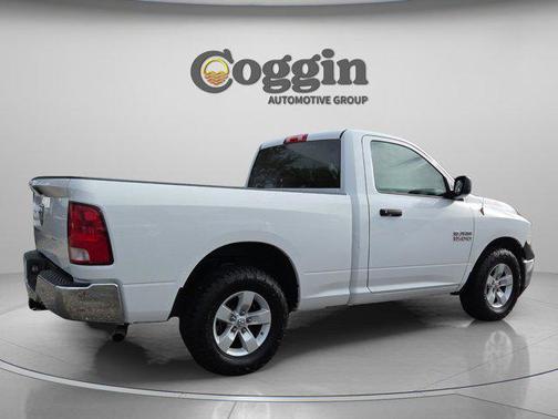 Bright White Clearcoat 2017 RAM 1500 Tradesman