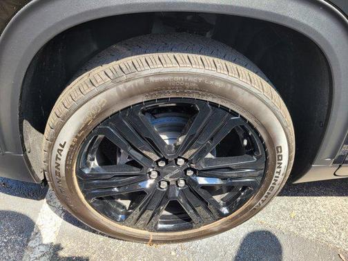2026 GMC Acadia FWD Elevation
