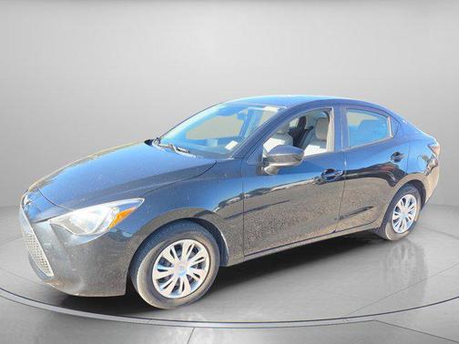 2020 Toyota Yaris Sedan L