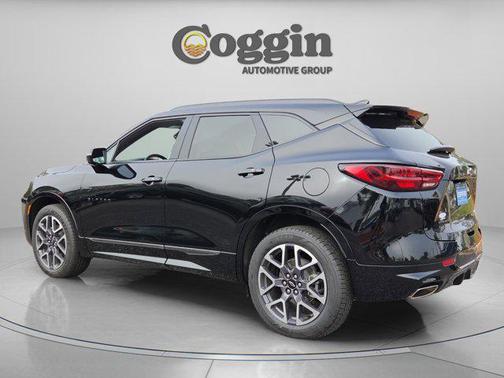 Black 2023 Chevrolet Blazer RS