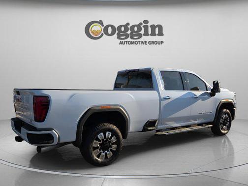 Glacier White Tricoat 2026 GMC Sierra 3500 Denali