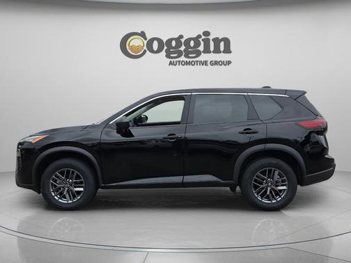 Super Black 2024 Nissan Rogue S