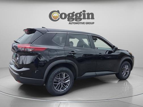 Super Black 2024 Nissan Rogue S
