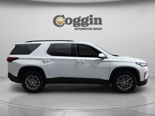 Summit White 2023 Chevrolet Traverse LT Leather