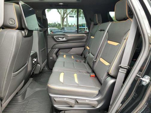 2024 GMC Yukon 4WD AT4