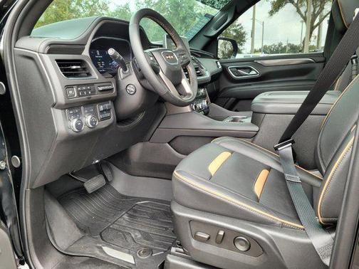 2024 GMC Yukon 4WD AT4