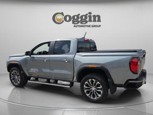 Sterling Metallic 2023 GMC Canyon Denali