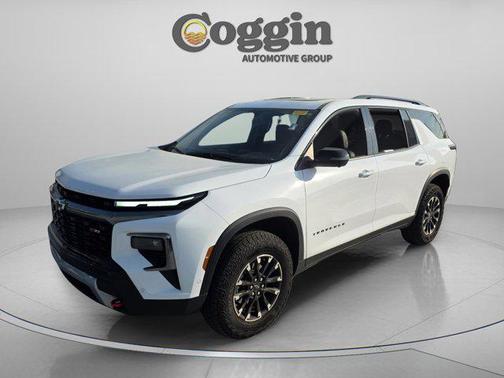 Summit White 2024 Chevrolet Traverse AWD Z71