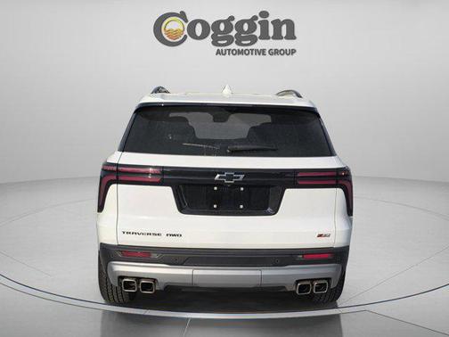 Summit White 2024 Chevrolet Traverse AWD Z71