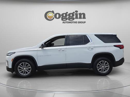 Summit White 2023 Chevrolet Traverse LS