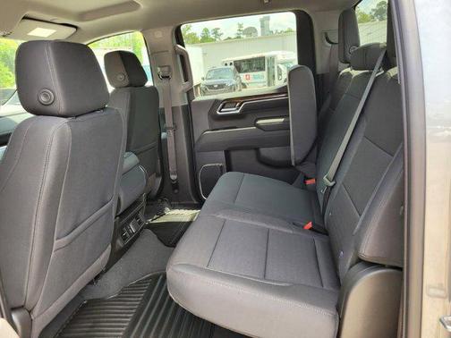 2025 GMC Sierra 1500 SLE