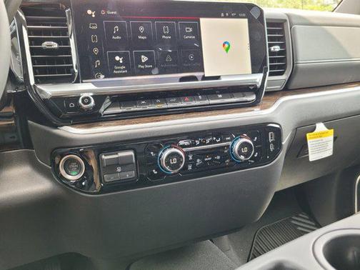 2025 GMC Sierra 1500 SLE