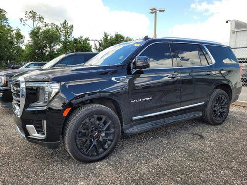 2022 GMC Yukon SLT