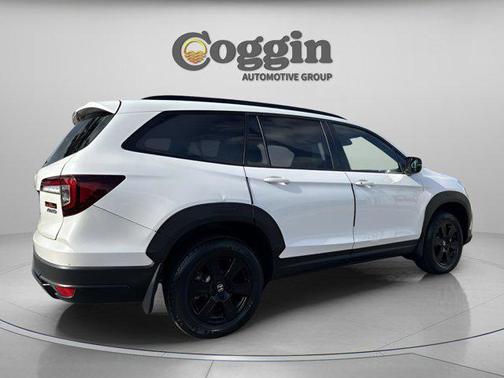 2022 Honda Pilot AWD TrailSport