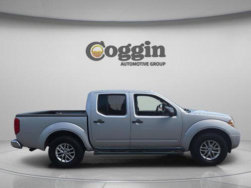 Brilliant Silver 2016 Nissan Frontier SV
