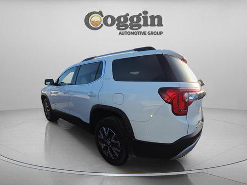 2023 GMC Acadia FWD SLT