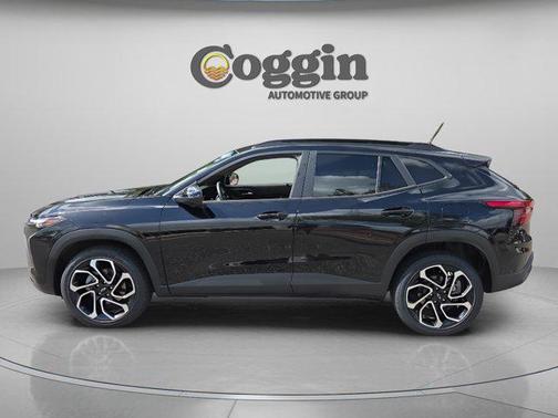 Mosaic Black Metallic 2024 Chevrolet Trax FWD 2RS