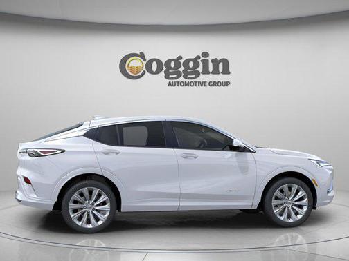 White Frost Tricoat 2026 Buick Envista Avenir FWD