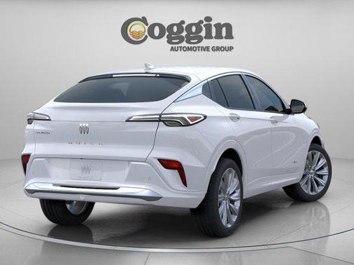 White Frost Tricoat 2026 Buick Envista Avenir FWD