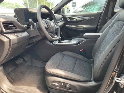2025 Buick Envista Preferred FWD