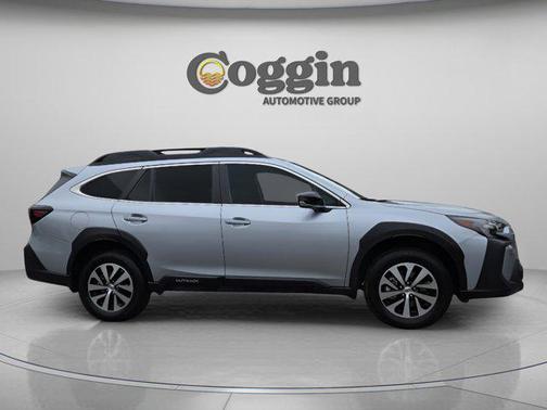 Ice Silver Metallic 2025 Subaru Outback Premium