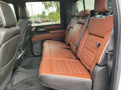 2024 GMC Sierra 2500 Denali Ultimate