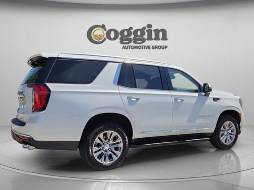 White Frost Tricoat 2024 GMC Yukon Denali