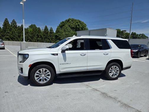 White Frost Tricoat 2024 GMC Yukon Denali