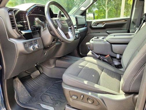 2022 GMC Sierra 1500 SLE