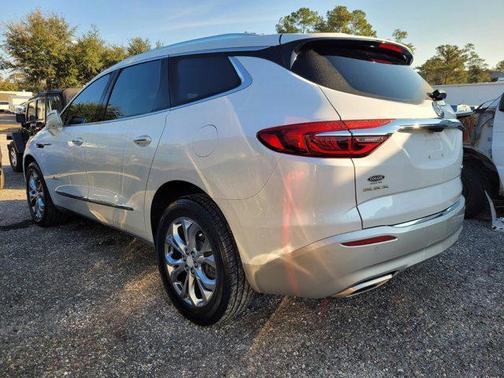 2018 Buick Enclave Avenir