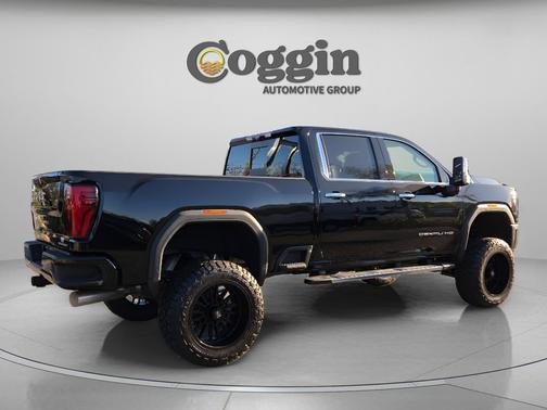 Onyx Black 2026 GMC Sierra 2500 Denali