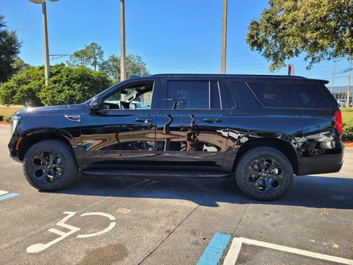 2026 GMC Yukon XL 4WD AT4