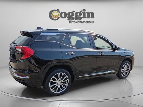 Ebony Twilight Metallic 2024 GMC Terrain Denali