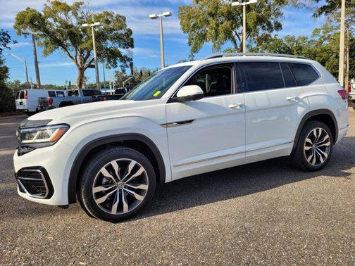 2022 Volkswagen Atlas 3.6L SEL Premium