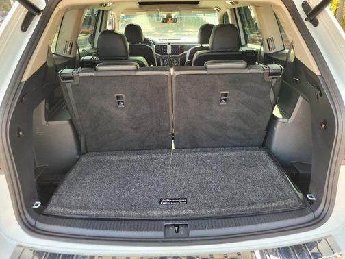 2022 Volkswagen Atlas 3.6L SEL Premium