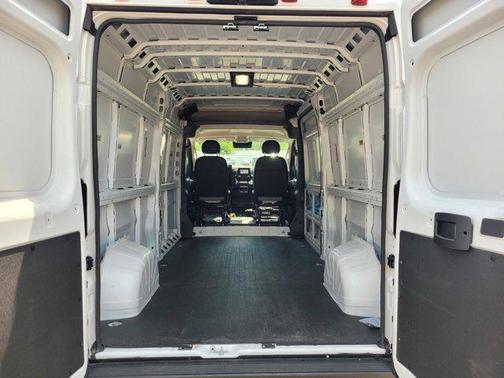 2025 RAM ProMaster 2500 Tradesman