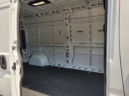 2025 RAM ProMaster 2500 Tradesman