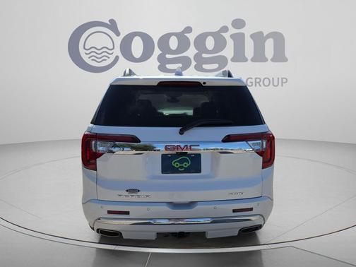 White Frost Tricoat 2023 GMC Acadia Denali