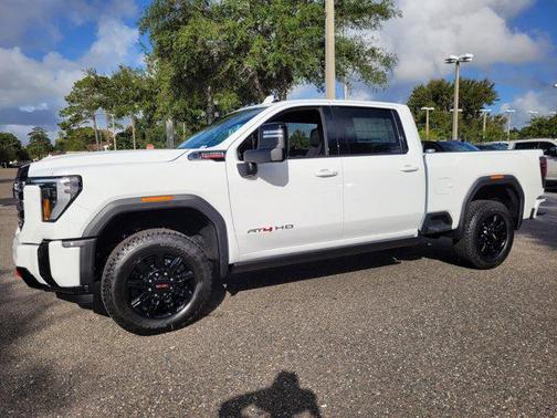 2026 GMC Sierra 2500 AT4