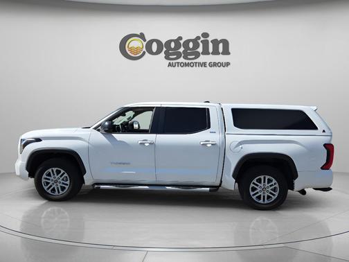 Ice 2024 Toyota Tundra SR5