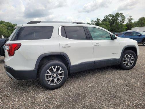 2023 GMC Acadia FWD SLT