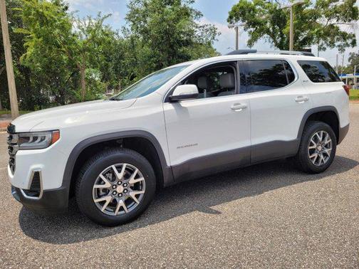 2023 GMC Acadia FWD SLT