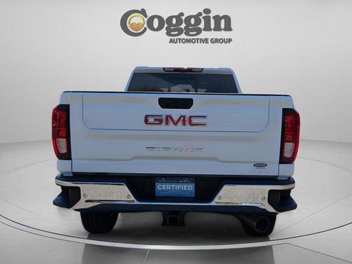 Summit White 2025 GMC Sierra 2500 SLE